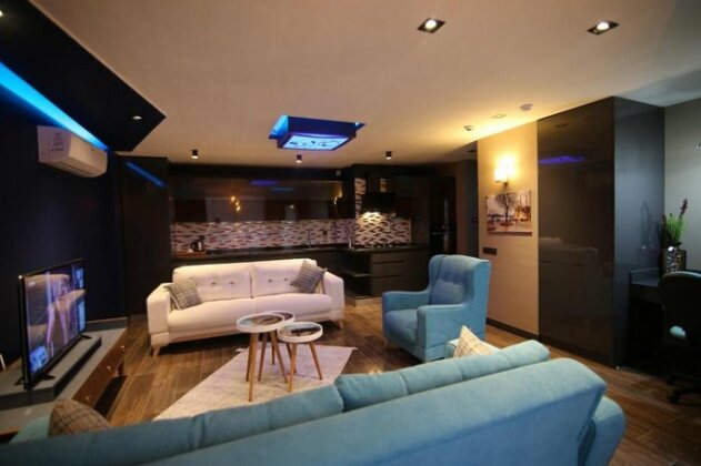 2d Vip Suite&Spa Hotel - Photo2