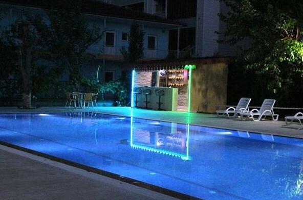 Erdek Konuk Otel - Photo4