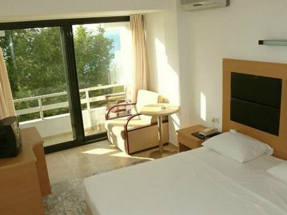 Kondu Hotel - Photo4