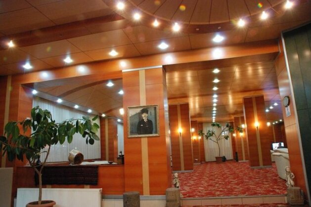 Otel Amiller - Photo4
