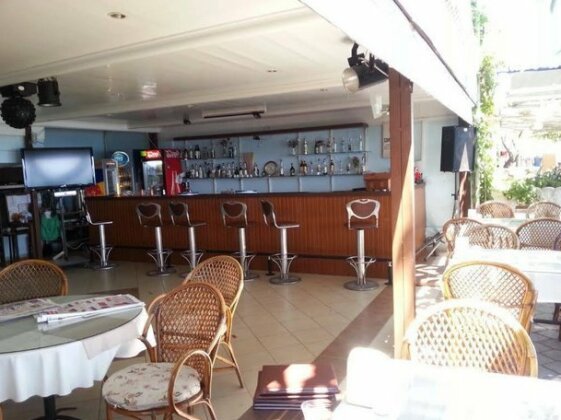 Deniz Hotel - Photo2