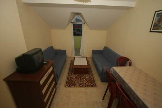 Leylak Apart Hotel - Photo2