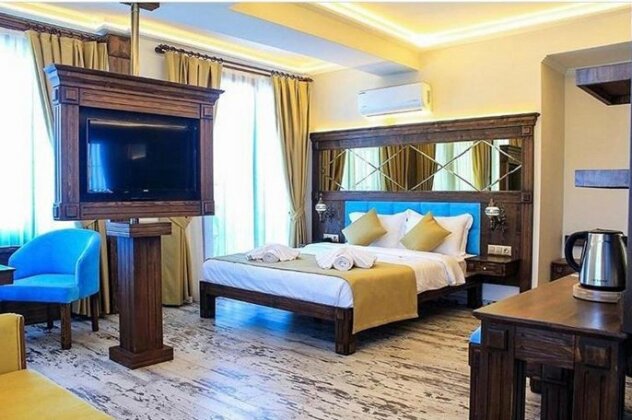 Reis Royal Hotel - Photo2