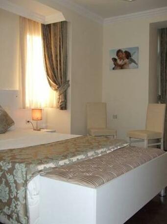 Roka Guest House - Photo2
