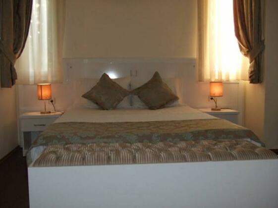Roka Guest House - Photo3