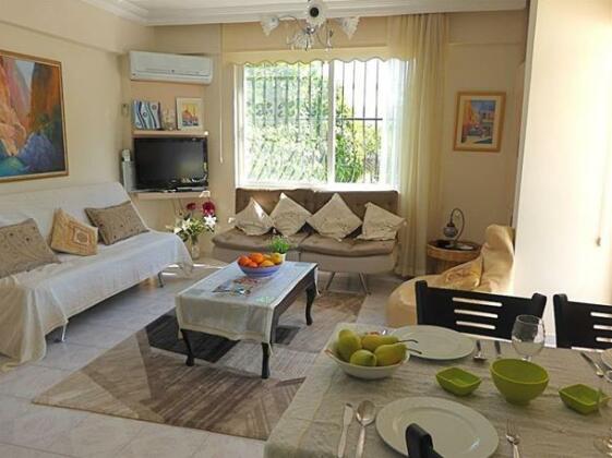 Sun Garden Apartment - Photo3
