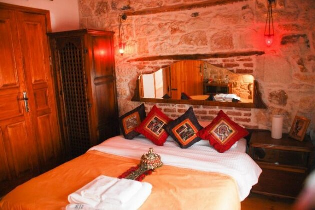 Foca Boutique Hotel - Photo4