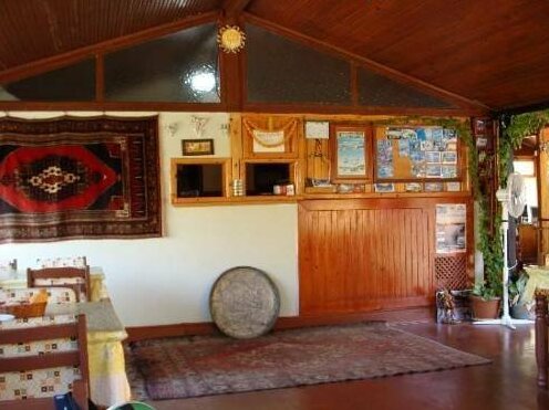 Akay Pension - Photo3