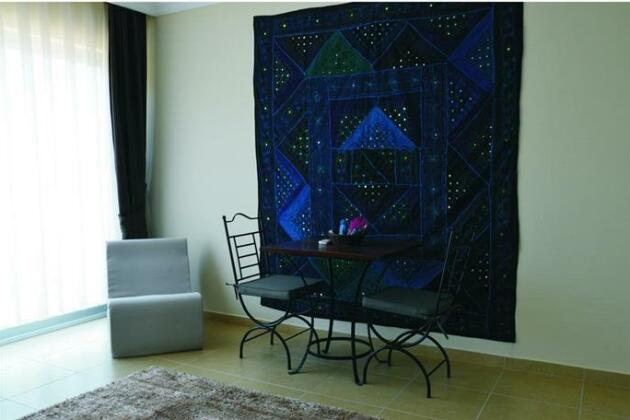 Camelion Guesthouse - Photo2