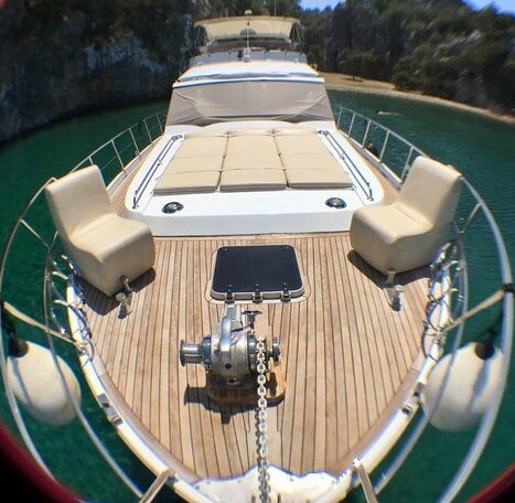 Lagoon-Boat - Photo3