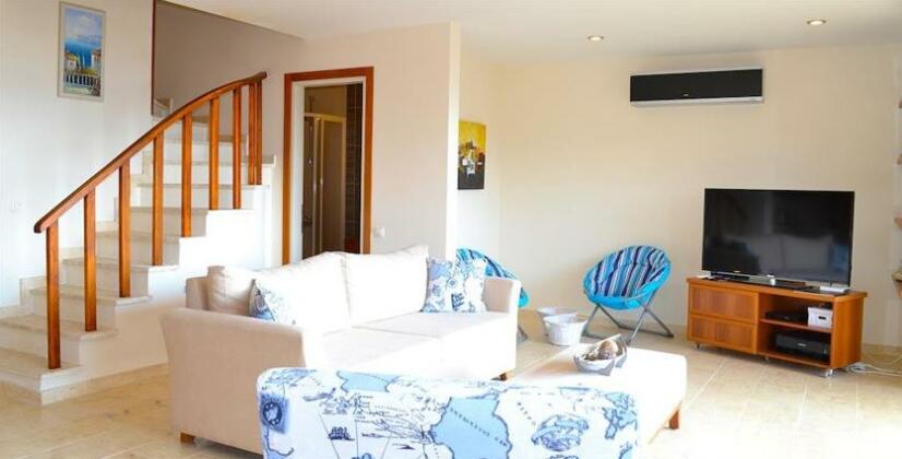 Mira Suites by Villa Safiya - Photo5