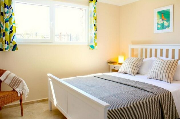 Silverhill 3 with Private Pool - Photo2