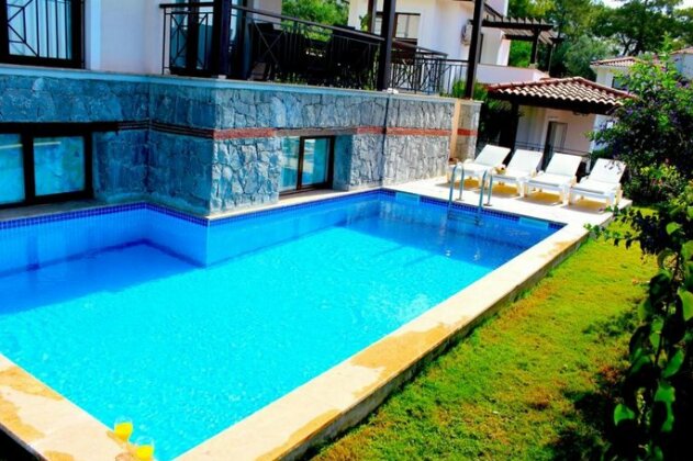 Silverhill 3 with Private Pool - Photo5