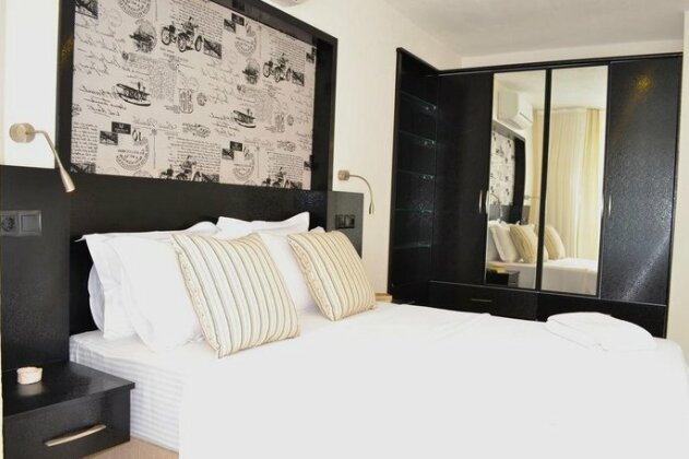 Sybelle Suites by Villa Safiya - Photo5