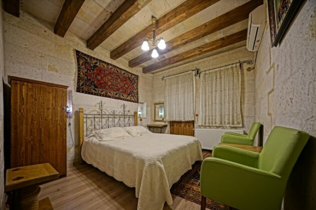 Maron Stone House - Photo2