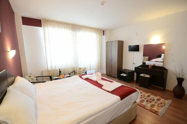 Matiasos Hotel - Photo3