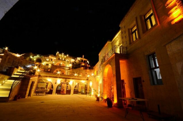 Park Cave Hotel - Photo4