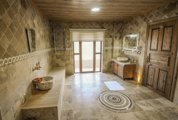 Peace Stone House - Photo2