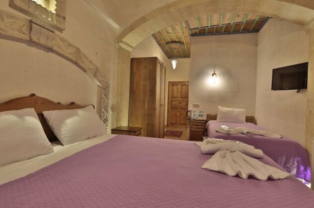 Relic House - Photo3
