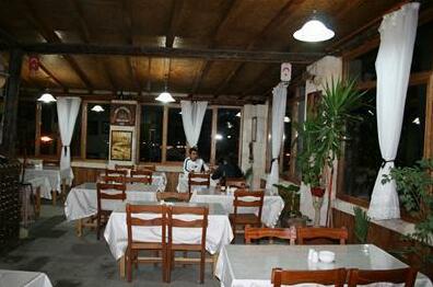 Travel Inn Cave Hotel - Photo4