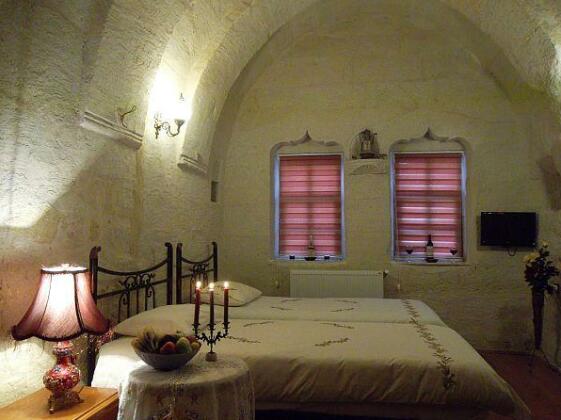 Turbel Cave House - Photo3