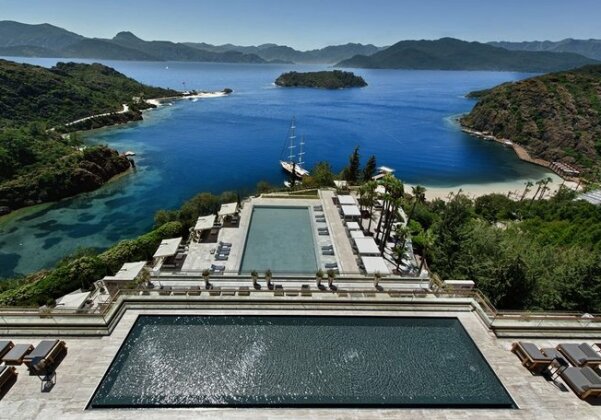 D Maris Bay