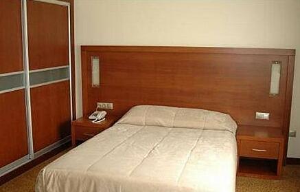 Paluri Hotel - Photo4