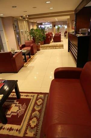 Sun Inn Hotel - Photo4