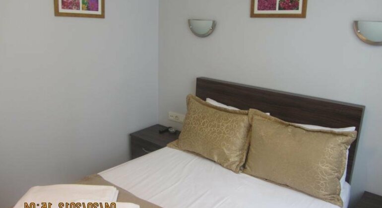 Adeka Hotel - Photo5