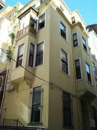 Aretias Antique House - Photo2