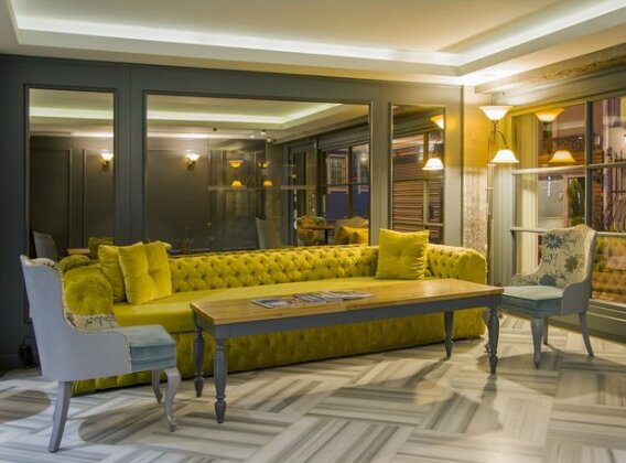 Aston Residence - Photo3
