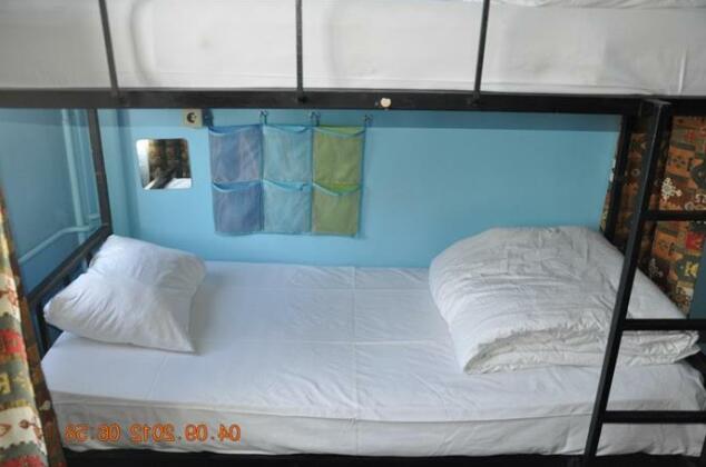 Bahaus Guesthouse Hostel - Photo4