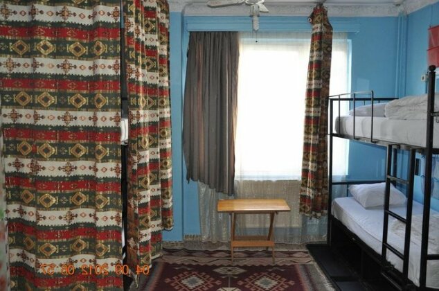 Bahaus Guesthouse Hostel - Photo5