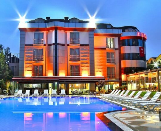 Bahira Suite Hotel - Photo2