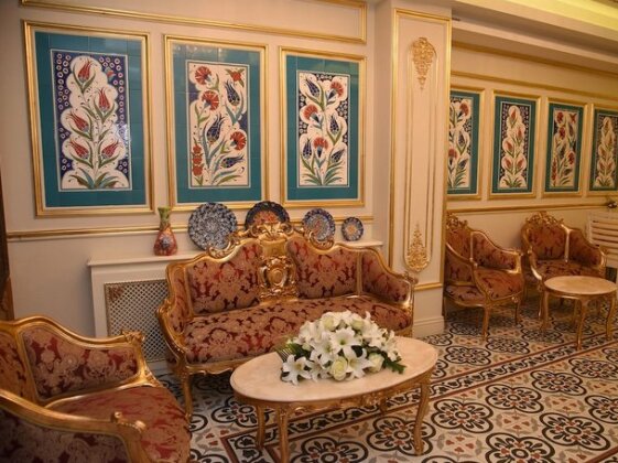 Best Town Hotel - Photo2