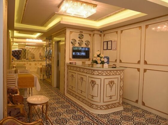 Best Town Hotel - Photo3