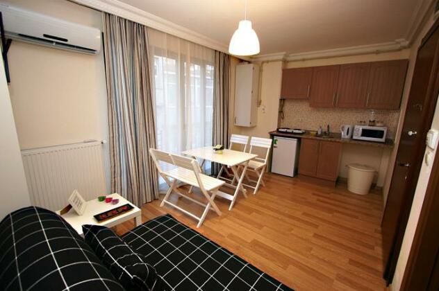 Bona Fide Suite - Photo2