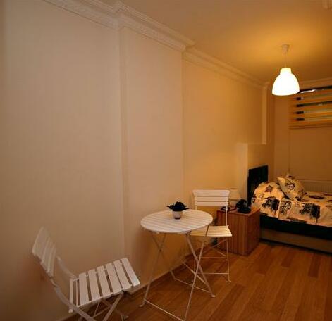 Bona Fide Suite - Photo5