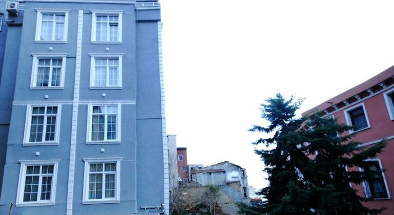  Photo 3