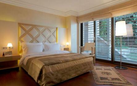 Deris Bosphorus Lodge Apartments