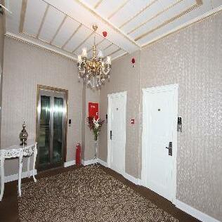 Diamond Royal Hotel - Photo3