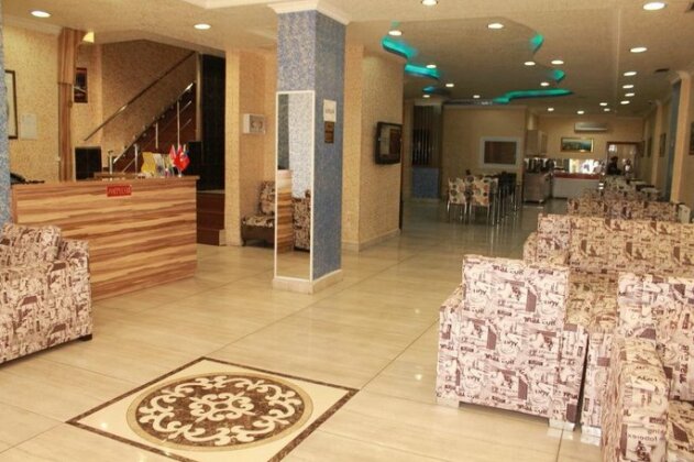 Fly Hotel Istanbul - Photo2