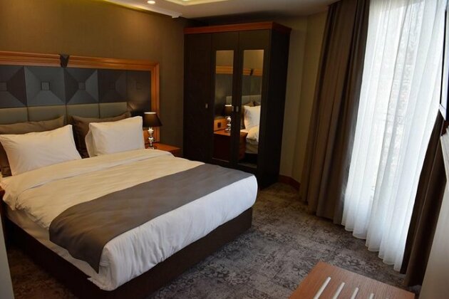 Four Seven Hotel - Photo4