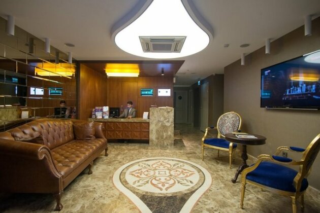GK Regency Suites Hotel - Photo2