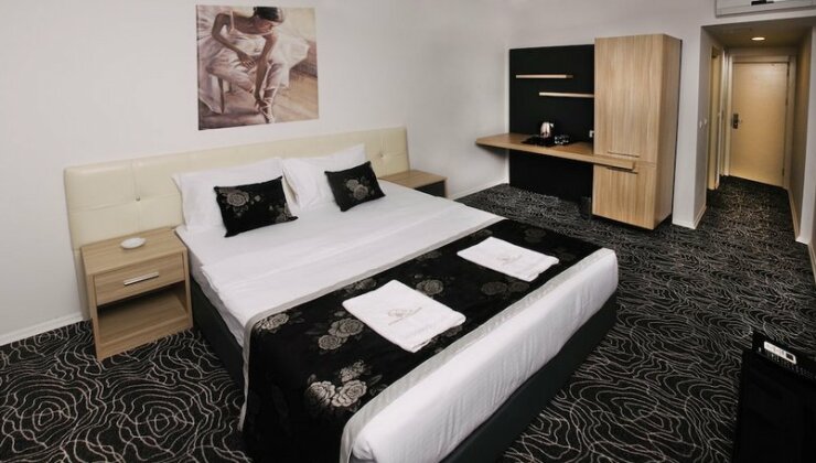 Gold Suite - Photo2