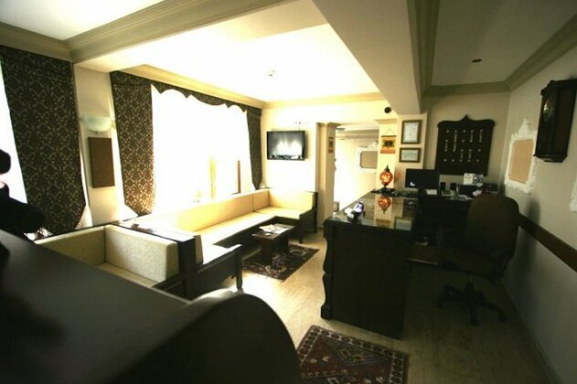 Grand Peninsula Hotel - Photo2