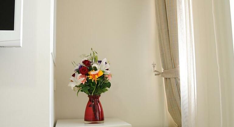 Grey Suite - Photo4