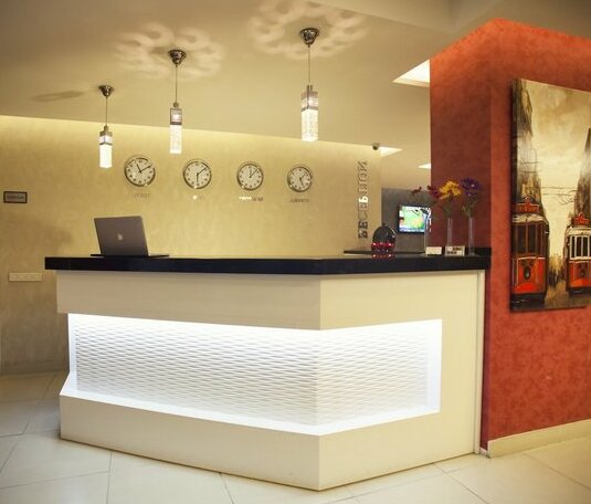 Helikon Business Hotel - Photo5