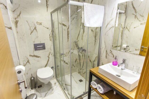 Holas Apartments - Photo5