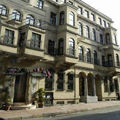 Hotel Adonis Palace